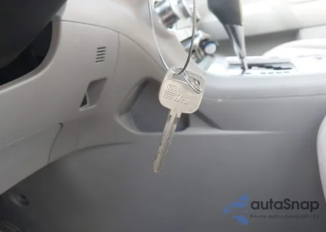 2013 Toyota Highlander Hybrid Base V6 from USA, damaged, VIN JTEBC3EH5D2017155